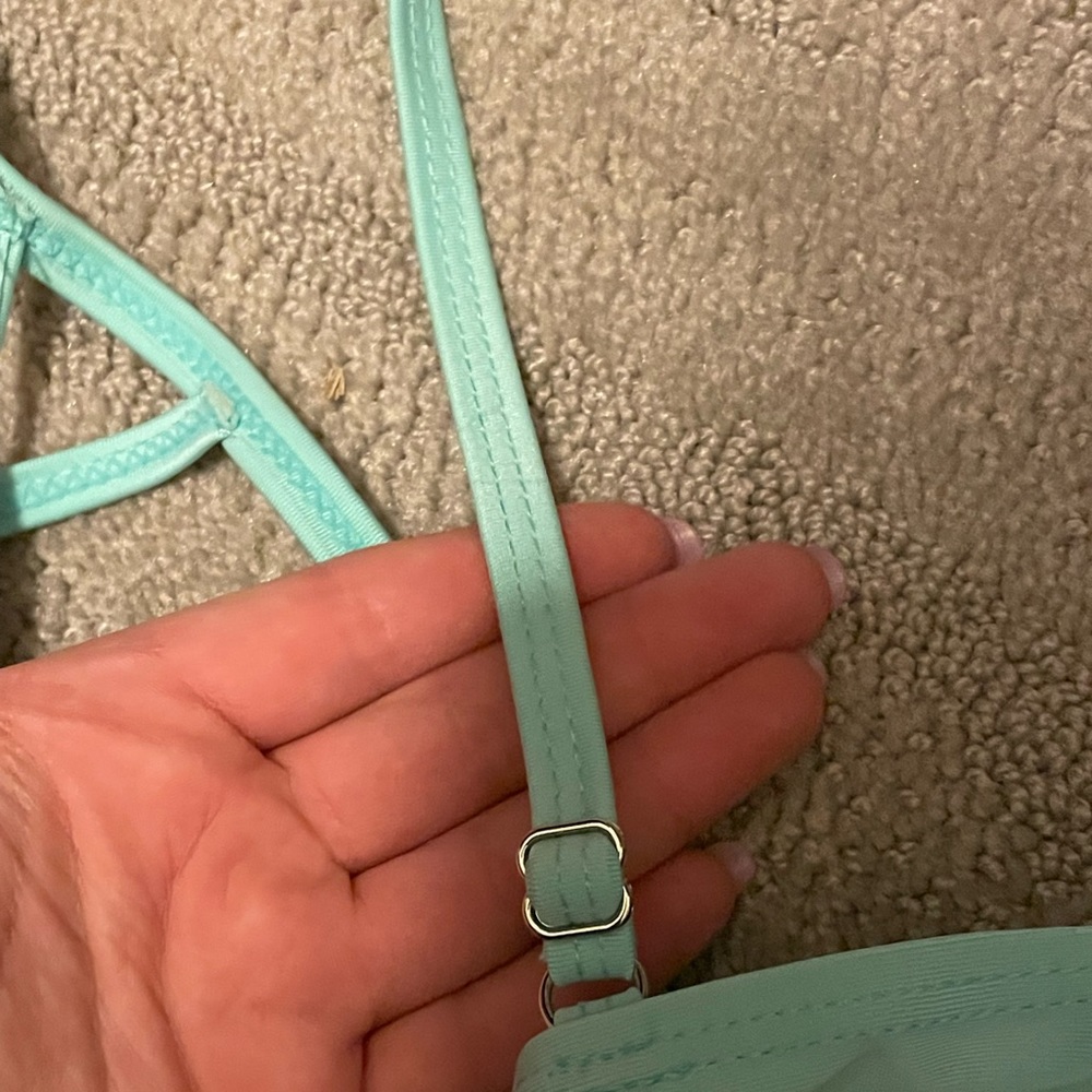 🫶TEAL👙SUPER CUTE🌈 Cut out Bikini SWIM 🔝 ❤️‍🔥🫶🏼 - Picture 5 of 7